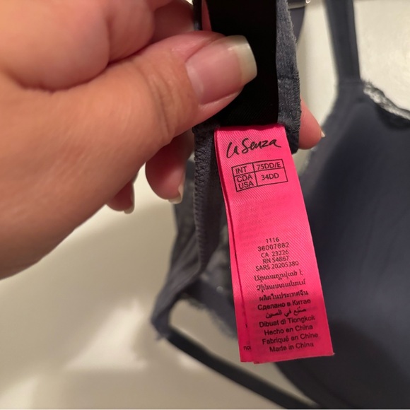 Lasenza Gray and lace bra - Picture 5 of 5